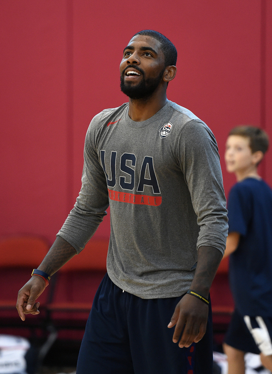 许多球员通 许多球员通