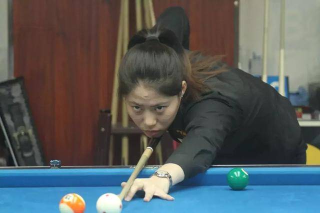 坚持让我们 坚持让我们